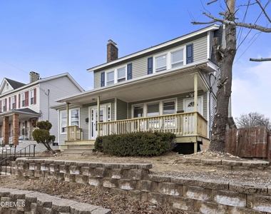260 Main Street - Photo Thumbnail 28