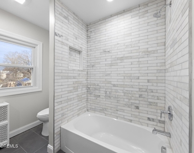 260 Main Street - Photo Thumbnail 24