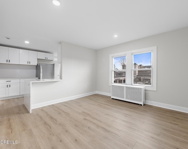260 Main Street - Photo Thumbnail 3