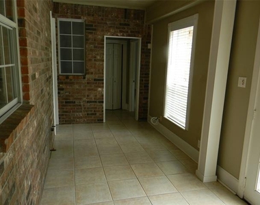 416 Roland Drive - Photo Thumbnail 30