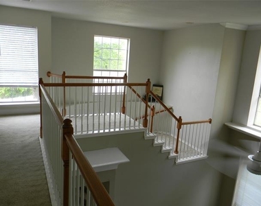 416 Roland Drive - Photo Thumbnail 19