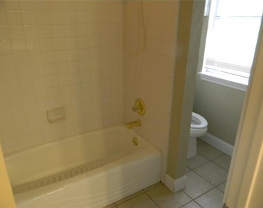 416 Roland Drive - Photo Thumbnail 28