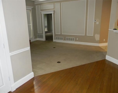 416 Roland Drive - Photo Thumbnail 7