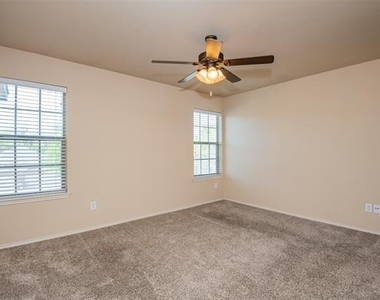 1426 Piedmont Drive - Photo Thumbnail 10