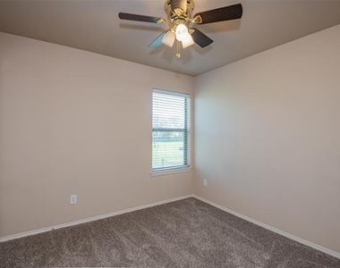 1426 Piedmont Drive - Photo Thumbnail 15