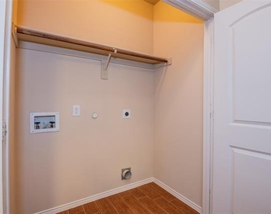 1426 Piedmont Drive - Photo Thumbnail 9