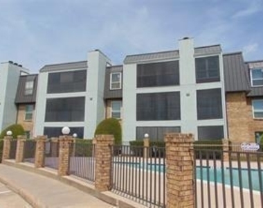 11460 Audelia Road - Photo Thumbnail 12