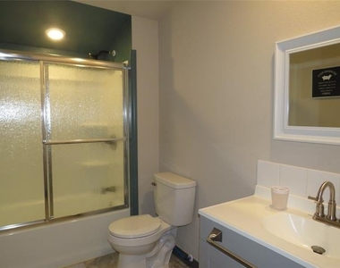 12069 Joyce Lane - Photo Thumbnail 15