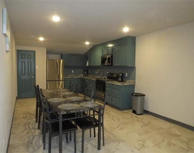 12069 Joyce Lane - Photo Thumbnail 7