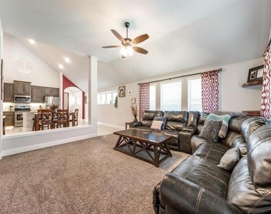 1113 Cottonseed Street - Photo Thumbnail 8