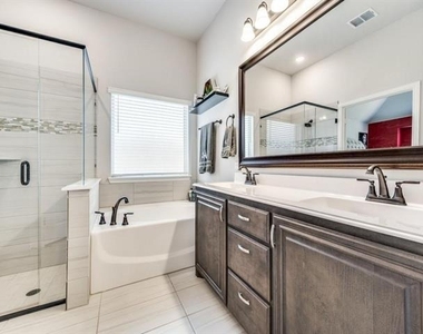 1113 Cottonseed Street - Photo Thumbnail 11