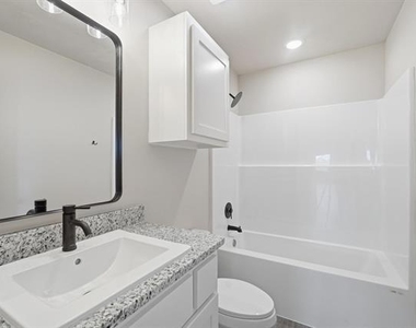 510 Elmont Street - Photo Thumbnail 12