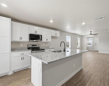 518 Elmont Street - Photo Thumbnail 8