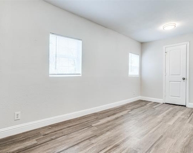2216 Marburg Street - Photo Thumbnail 9