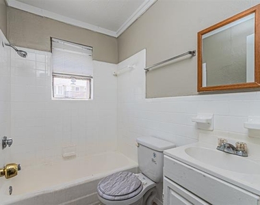 602 N Lancaster Avenue - Photo Thumbnail 10