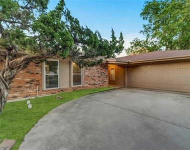 908 Firestone Lane - Photo Thumbnail 1