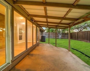 908 Firestone Lane - Photo Thumbnail 19