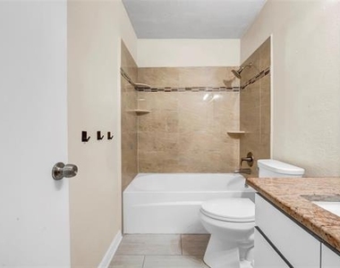 908 Firestone Lane - Photo Thumbnail 17