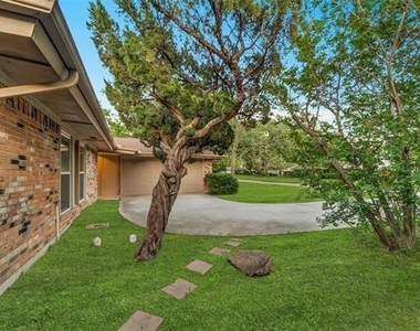 908 Firestone Lane - Photo Thumbnail 23