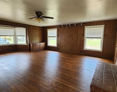 1824 Willowwood Street - Photo Thumbnail 20