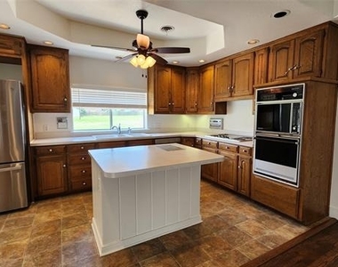 1824 Willowwood Street - Photo Thumbnail 32