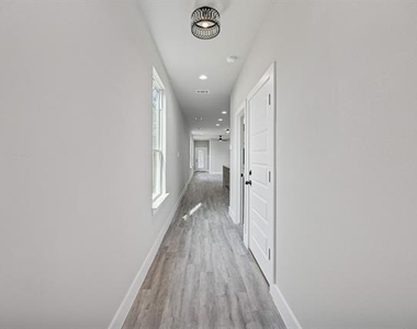 3703 York Street - Photo Thumbnail 17