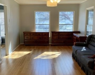 213 Donald Street - Photo Thumbnail 7