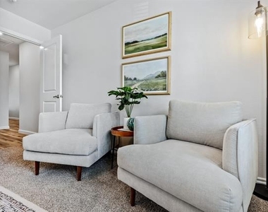 601 Rawhide Way - Photo Thumbnail 4