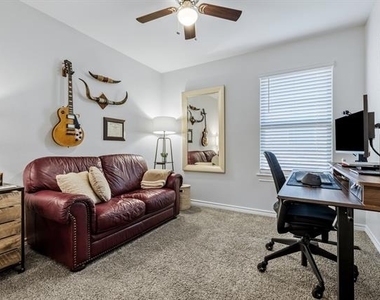 601 Rawhide Way - Photo Thumbnail 2
