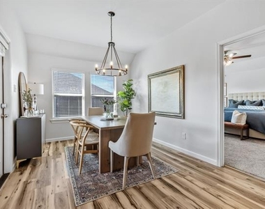 601 Rawhide Way - Photo Thumbnail 17