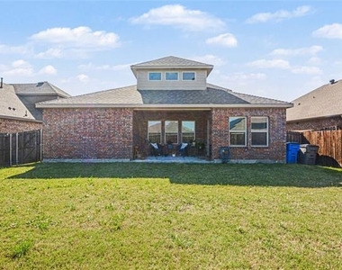 1613 Grand Villa Street - Photo Thumbnail 24