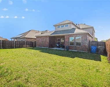 1613 Grand Villa Street - Photo Thumbnail 23