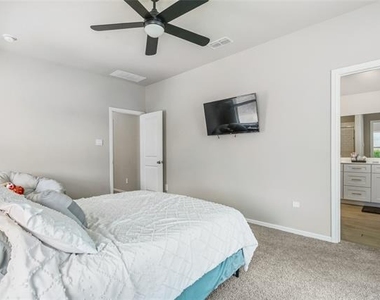 4812 Foundation Street - Photo Thumbnail 18