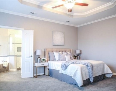 16304 Dry Creek Boulevard - Photo Thumbnail 11