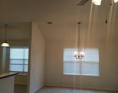 2825 Dawn Spring - Photo Thumbnail 9