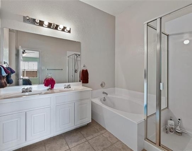 2825 Dawn Spring - Photo Thumbnail 14