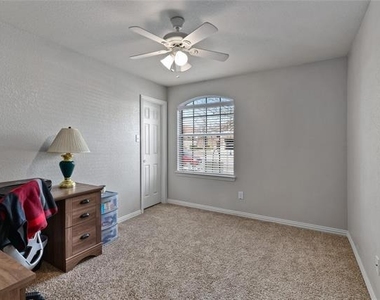 2825 Dawn Spring - Photo Thumbnail 19