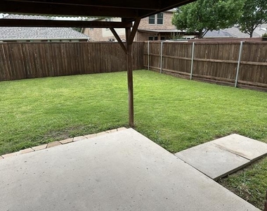 2820 Cascade Cove Drive - Photo Thumbnail 36