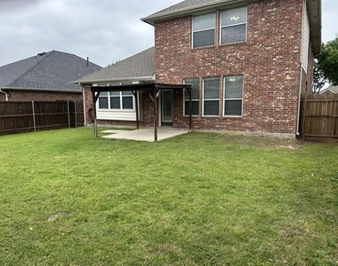 2820 Cascade Cove Drive - Photo Thumbnail 38