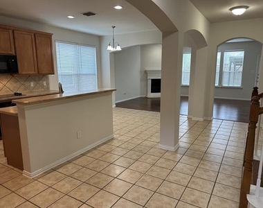 2820 Cascade Cove Drive - Photo Thumbnail 5
