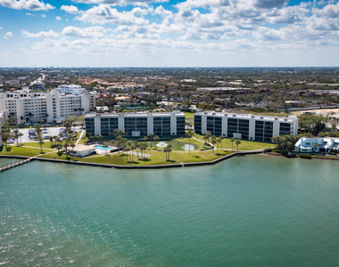 300 Intracoastal Place - Photo Thumbnail 31