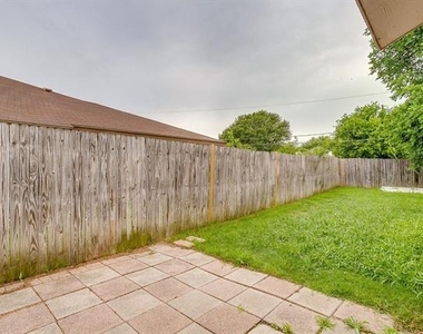 926 Irene Street - Photo Thumbnail 16