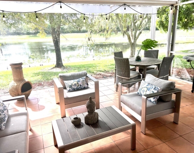 10614 Lake Shore Drive - Photo Thumbnail 12