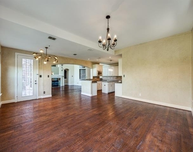 4463 Fallmeadow Drive - Photo Thumbnail 11