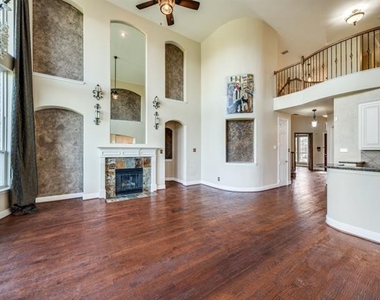 4463 Fallmeadow Drive - Photo Thumbnail 6