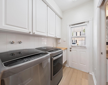 136 Ashley Court - Photo Thumbnail 19