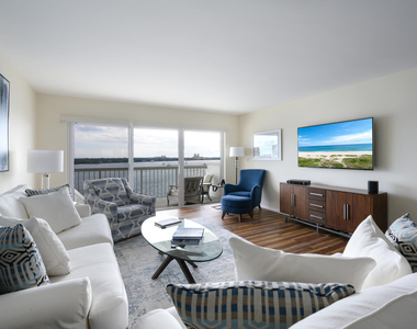2600 N Flagler Drive - Photo Thumbnail 3