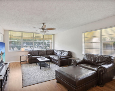 2825 Sw 22nd Avenue - Photo Thumbnail 9