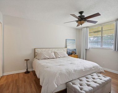 2825 Sw 22nd Avenue - Photo Thumbnail 14