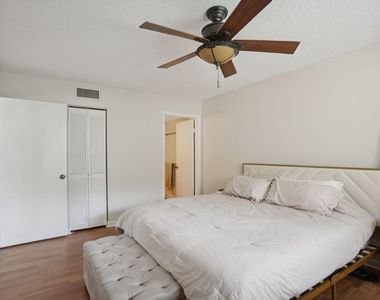 2825 Sw 22nd Avenue - Photo Thumbnail 13
